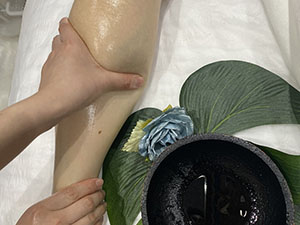 フットマッサージ